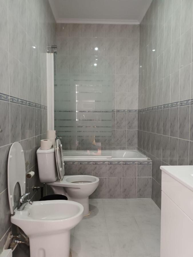 Low Cost Desterro Apartments Лісабон Екстер'єр фото